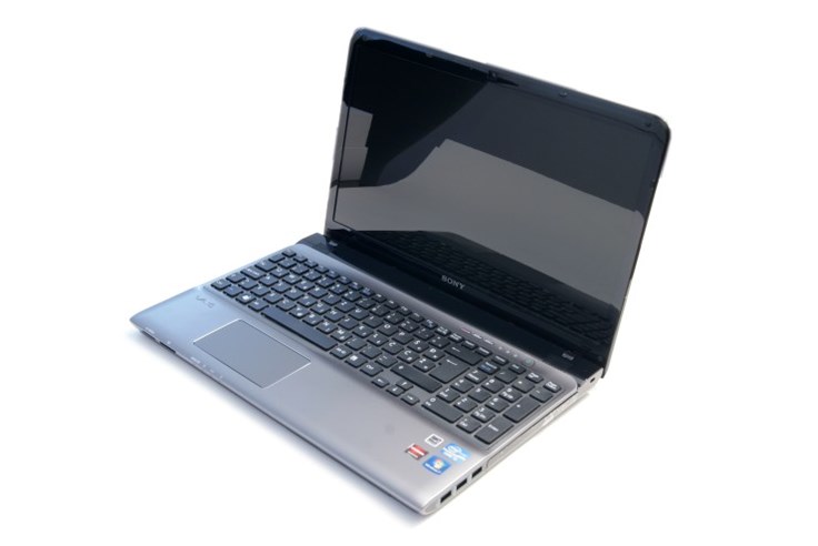 Sony Vaio E 15_ (4).JPG